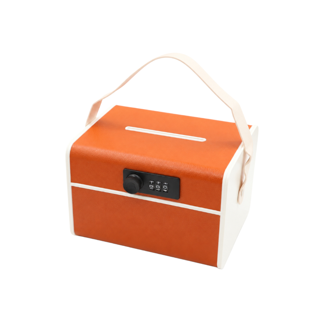 Pușculiță seif M28-52, cu cifru mecanic și mâner, plastic, portocaliu, 18 x 14.2 x 12.2 cm